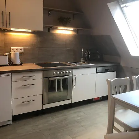 Geraeumiges Haus Mit Viel Platz, Garten Und Den Parkplaetzen Holiday home *