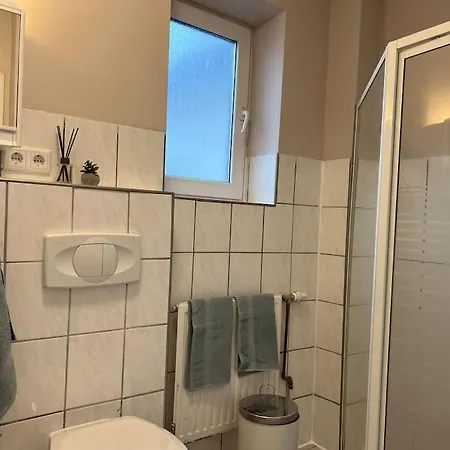 Geraeumiges Haus Mit Viel Platz, Garten Und Den Parkplaetzen